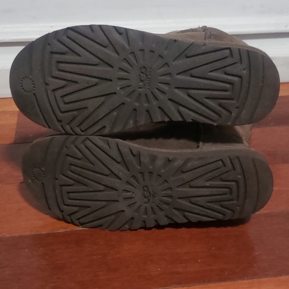 Ugg tall chocolate boots sz 6 - Picture 6 of 6